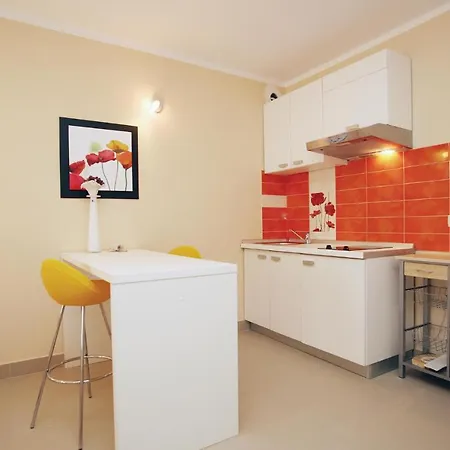 Apartamento 0-bedroom In *